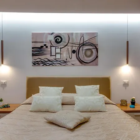 La Finestra Sul Cortile Bed & Breakfast