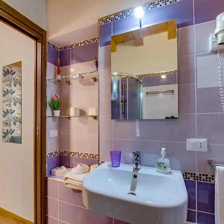 Bed & Breakfast La Finestra Sul Cortile