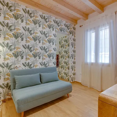 Bed & Breakfast La Finestra Sul Cortile