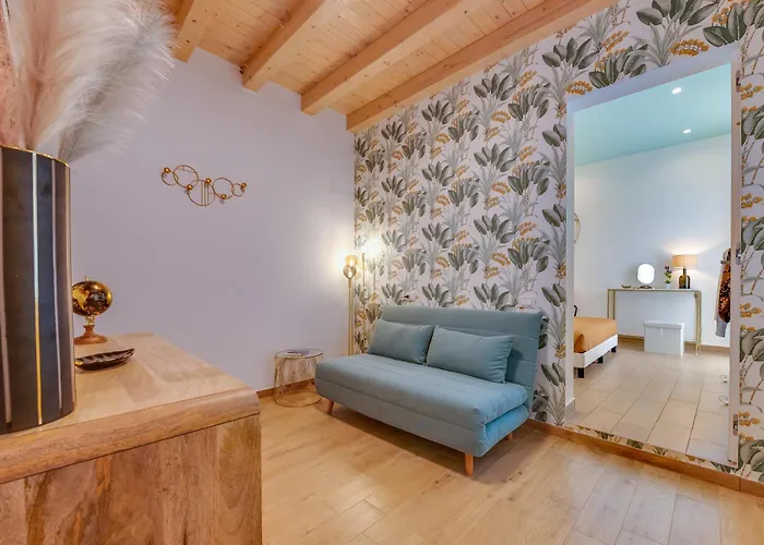 Couette-café La Finestra Sul Cortile 3*