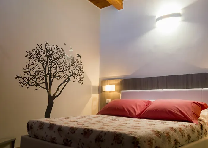 Couette-café La Finestra Sul Cortile 3*