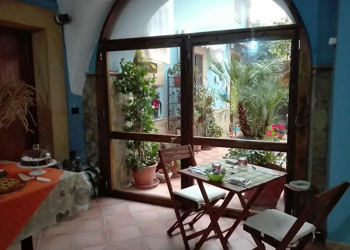 Couette-café La Finestra Sul Cortile